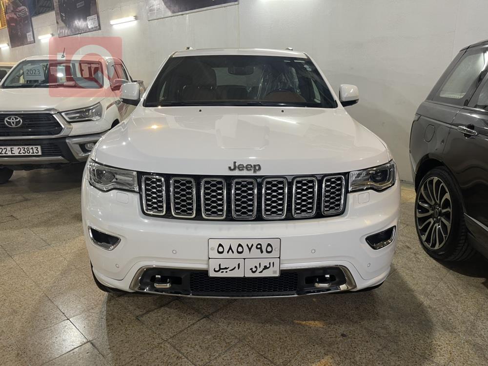 جیپ گراند شیرۆکی